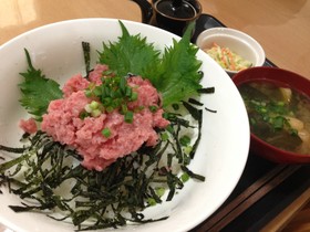 お店や待機所の近くにコンビニや飲食店はありますか？