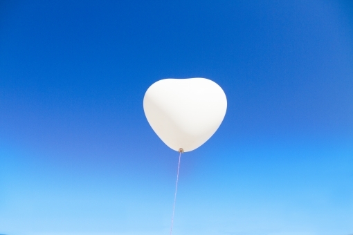 【神戸三宮で稼げる人妻デリヘルなら当店で♪昼職との掛け持ちはOKです(^^♪