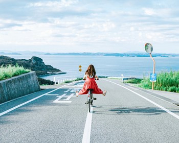 【高収入！神戸三宮・人妻が稼げるデリバリー求人サイト】待機時間4時間から保証のあるお店